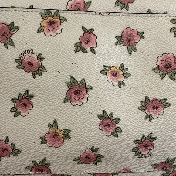 COACH - Taylor zipper flower patch tote - 21810- NWOT - Picture 12 of 13